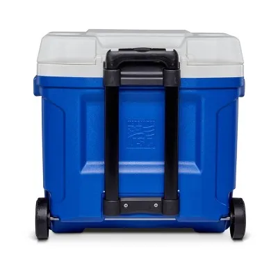 Igloo Latitude 30qt Roller Cooler