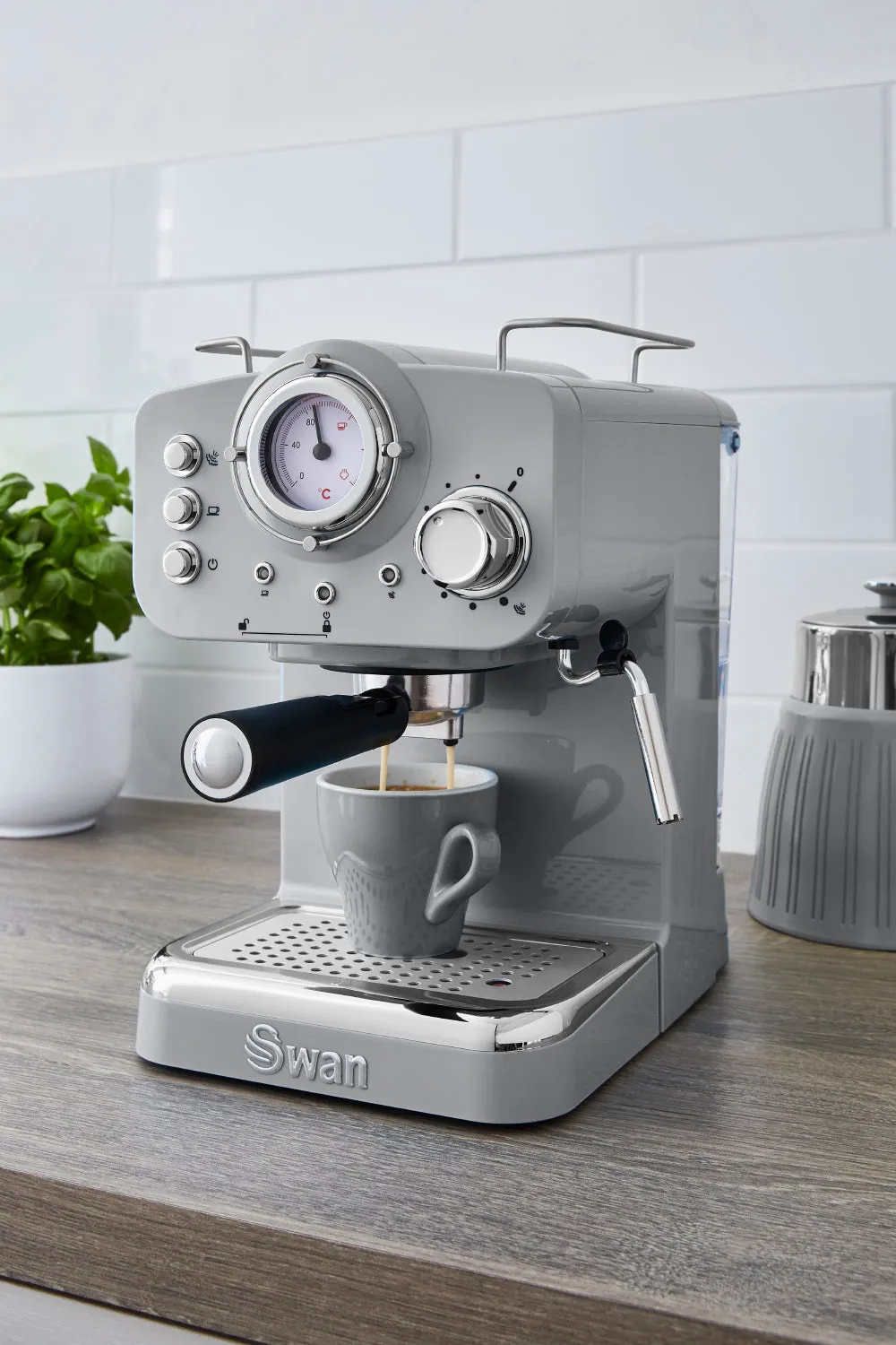 Swan Retro Pump Espresso Coffee Machine