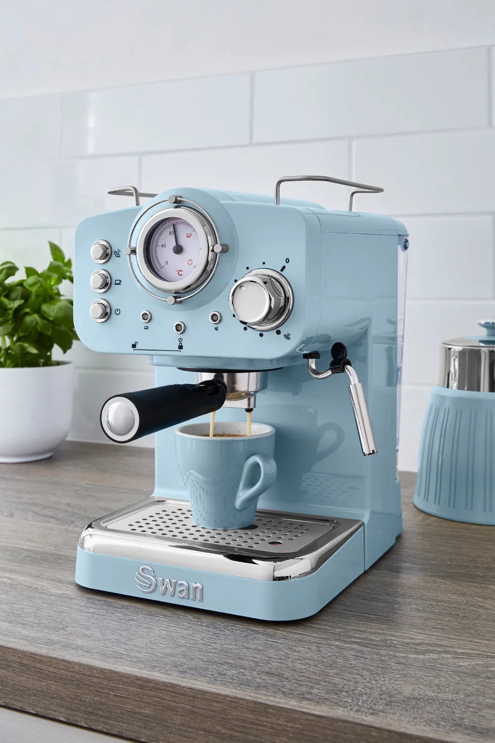 Swan Retro Pump Espresso Coffee Machine